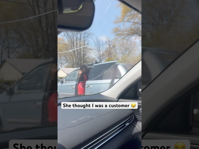 She Saw Me Driving and Thought I Was a Customer #shorts #memphis #sad