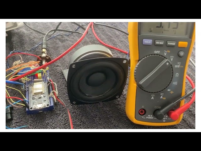 Talking Voltmeter Created Using an Arduino Family Microcomputer