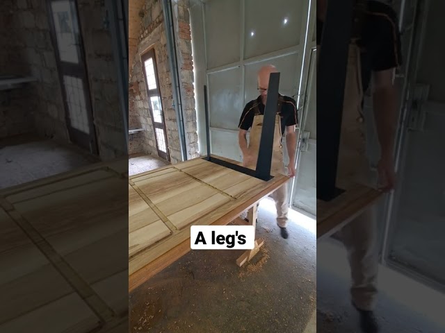 Leg's