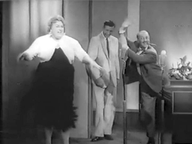 Groucho shakes, rattles and rolls - Rare clip from You Bet Your Life (Oct 10, 1957)
