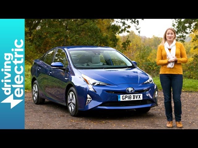 Toyota Prius hybrid review - DrivingElectric