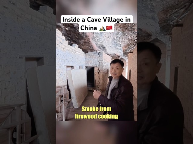 These people live in a cave! ⛰️🇨🇳 #china #travel #chinatravel #solotravel