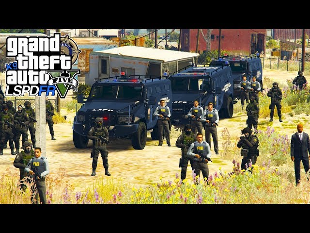GTA V VIDA POLICIAL | LSPDFR - EQUIPE DA  S.W.A.T. INVADE BOCA DE FUMO E A BALA COME P/ TODO LADO .