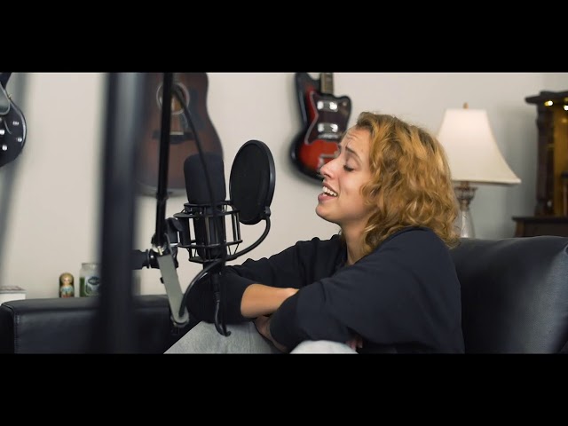 Anna Clendening - Sorry That I Do That  [Acoustic Performance]