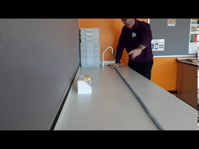 Longitudinal and Transverse Waves