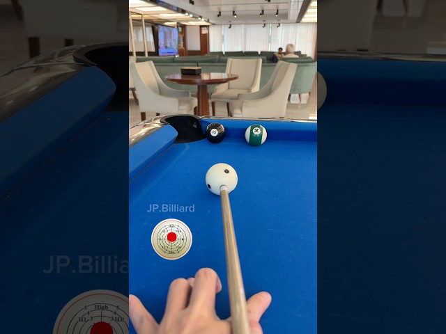 Using side spin to make the eight ball #billiard #billiards #pool