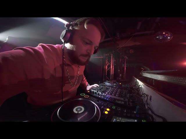 Irwin - Natz (Faction x Breakin Soundz @ The Doncaster Warehouse) 