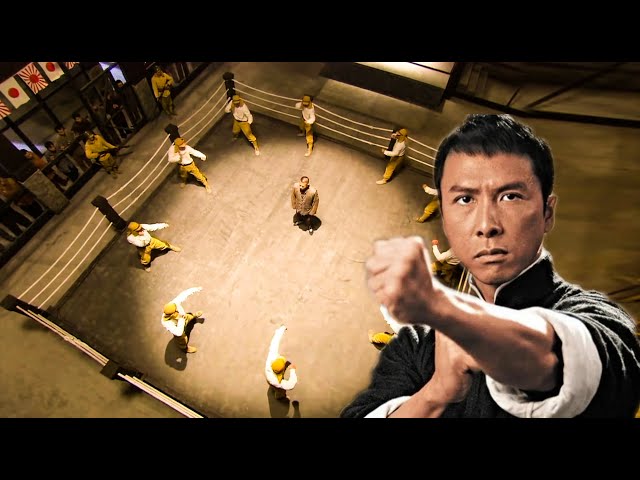 The criminal who was bullied turned out to be a Kung Fu master. One against ten in the ring.