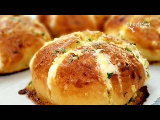 Easy Korean Cream Cheese Garlic Bread