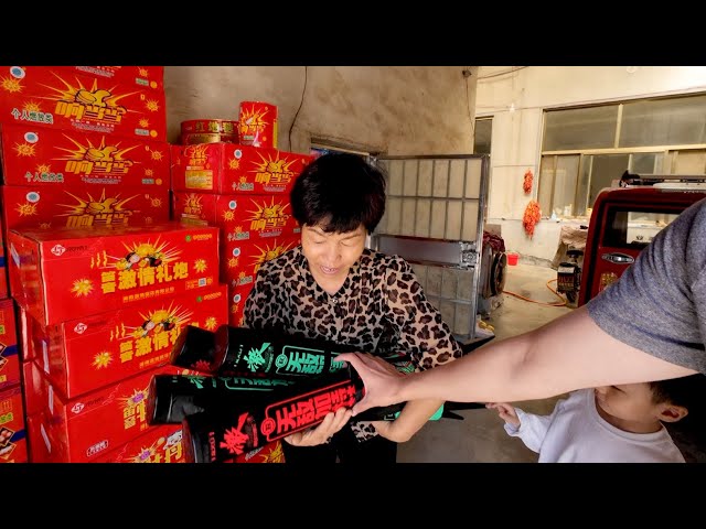 Hunting for Fireworks in a Chinese Village 🇨🇳