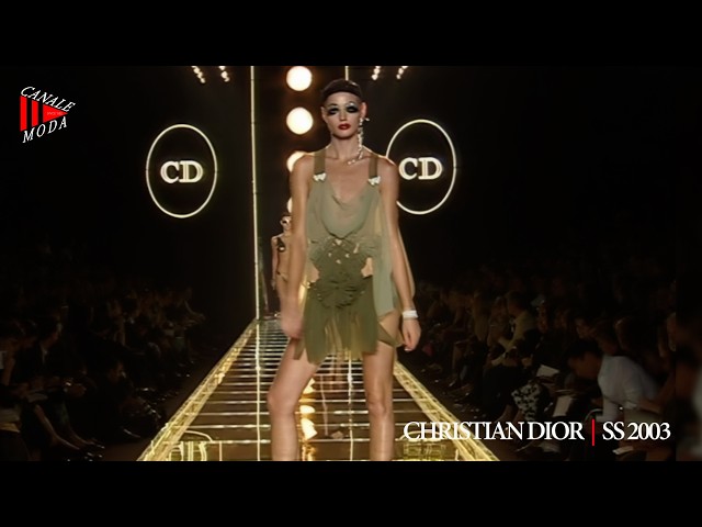 CHRISTIAN DIOR Spring 2003 Paris - Canale Moda
