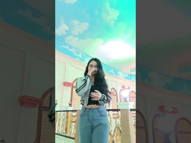 Ai dua em vê #tiktoktrend #dance #shorts #fyp #yssai