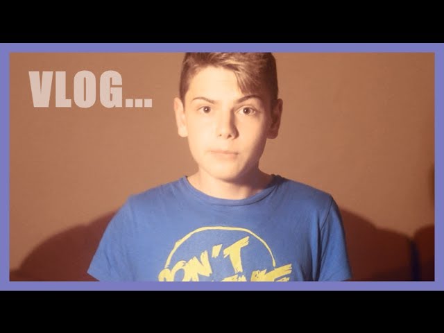 " VREAU SA FIU VLOGGER ... "