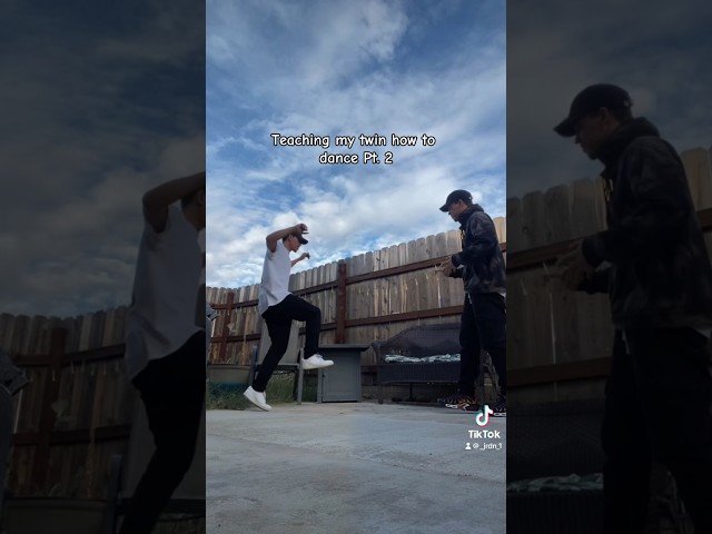 He’s starting to get it 🙌🏽👟👟👀 #dance #twins #dancewithme #trending #dancechoreography #soakcity