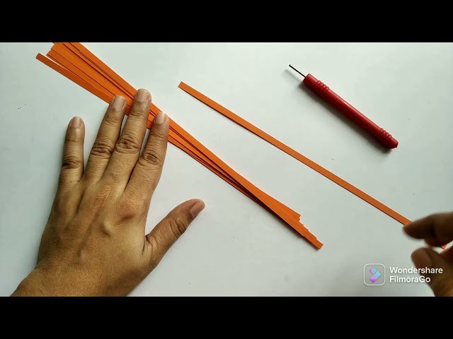3 Quilling tools & supplies