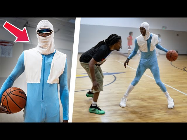 Hooping At LA Fitness Dressed As FROZONE...