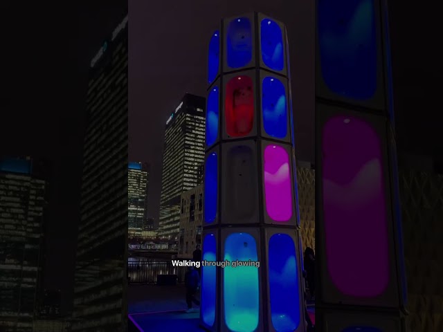 Have you been to see the Winter Lights in Canary Wharf yet? #canarywharf #london #studentlife