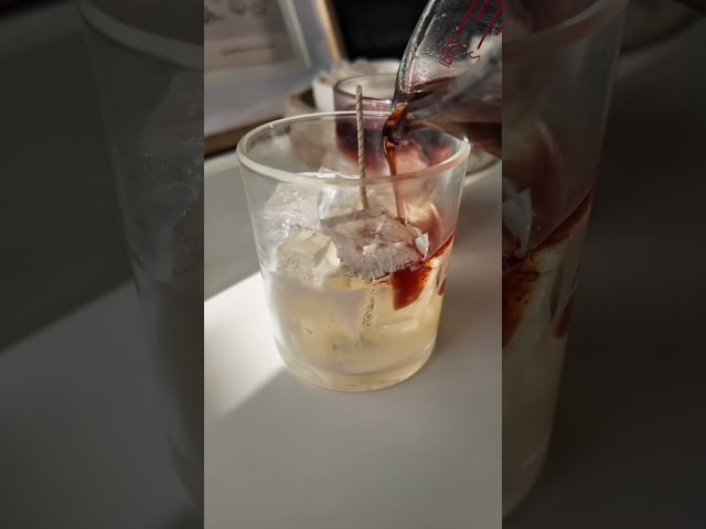 Testing new candles ✨☕️🍂 #candlemaker #candlemaking #icedcoffeecandle