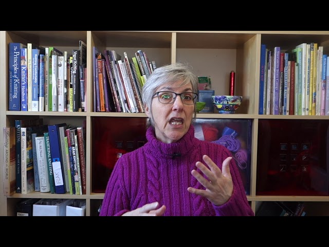 Knitting Reference Books and FiF Update // Casual Friday #6