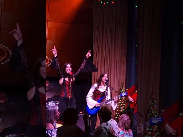 Classic rock sound of Heart by Little Queen All I Wanna Do Is Make Love to You @HarvestHall