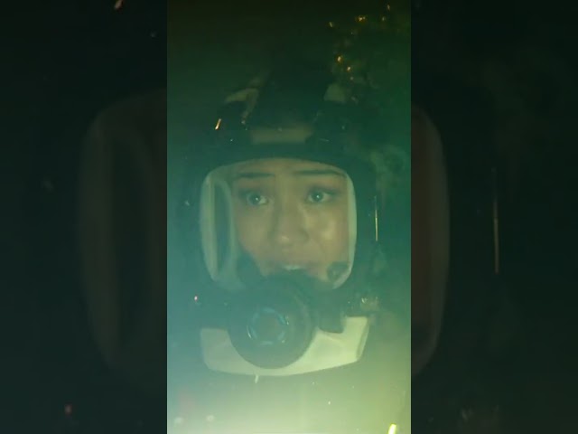 What happens when the cage breaks? 🦈😱 #47metersdown #horrormovies #survival