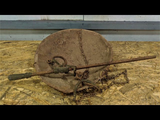 Restoration Rusty Hand Scale