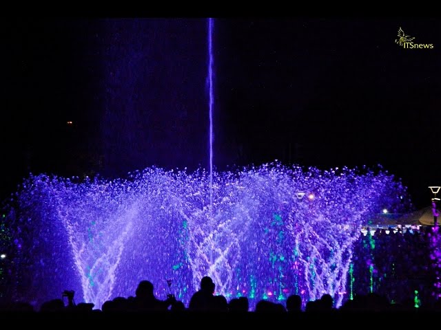 Multimedialny Park Fontann Warszawa 2015 Inauguracja pokazu "Światła wody” część 2