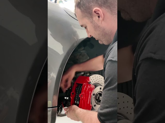 Caliper Repair PROBLEMS! #automobile #automotive #mechanic #motorsport #porsche #porsche997 #