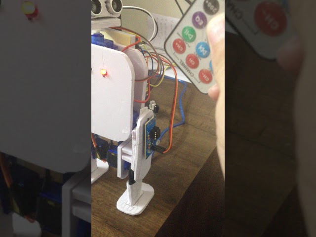 My small baby robot was trying to walk 🤖