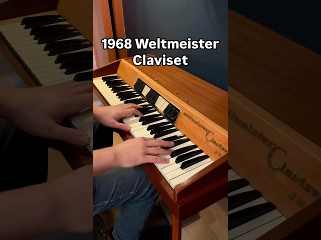Had a friend demo my Weltmeister Claviset 200 for me #electricpiano #keyboard #reels