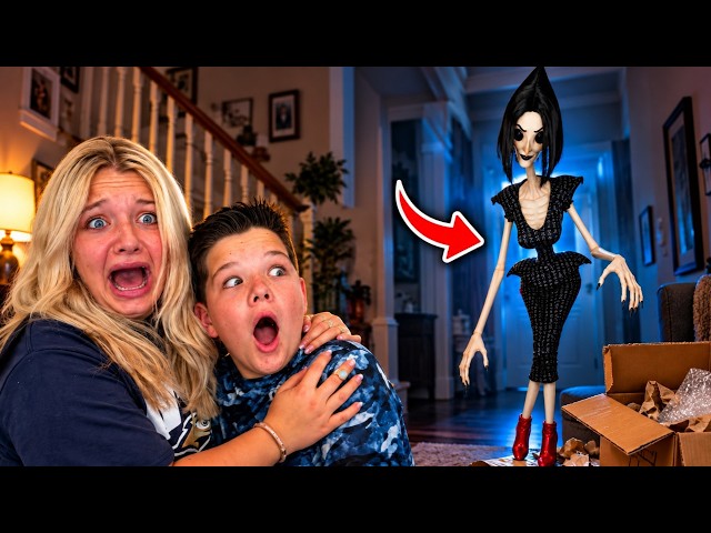 THE OTHER MOTHER IS IN OUR HOUSE!  Spirit Halloween 2026 Animatronic Unboxing (SCARY)