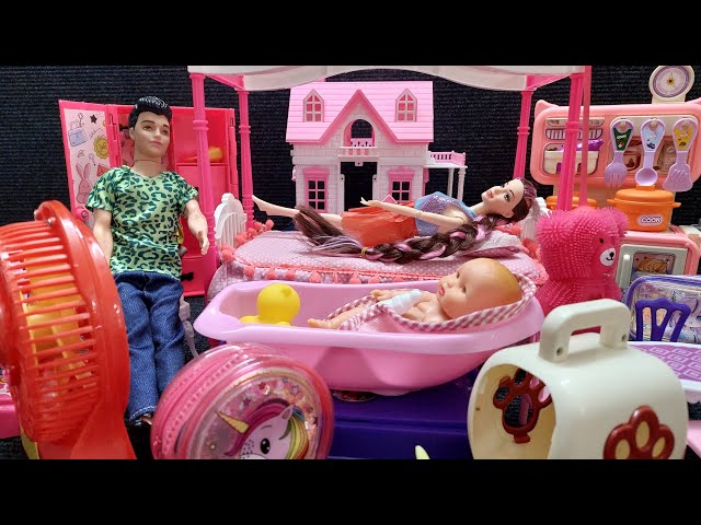 9 Minutes Satisfying Disney Princess Relaxing on Bed in Doll House Play Set Review ASMR
