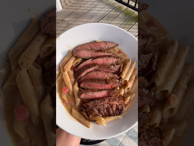 This was too good 😌 #cookwithme #cooking #dinnerideas #dinnerrecipe #easydinner #dinner #steak
