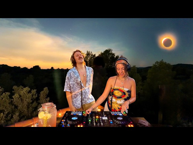 Healing Vibrations House Mix - Solar Eclipse