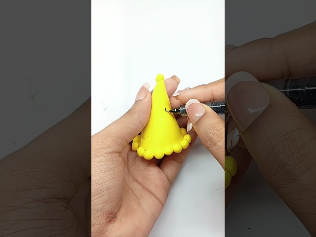 How to Make Tiny Clay Party Hats 🎉 | Cute & Easy DIY Miniatures #shorts #diy @AfriNahiD #art