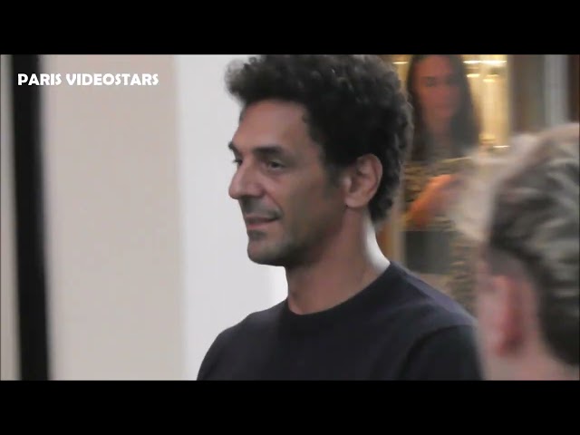 Tomer Sisley @ Paris le 14 septembre 2026 arrive à l'avant premiere de la série Surveillant !