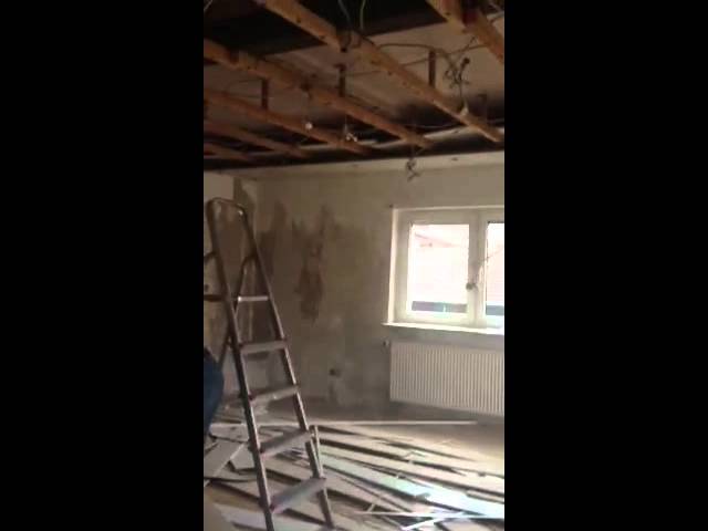 Holzdecke mal eben runter gemacht