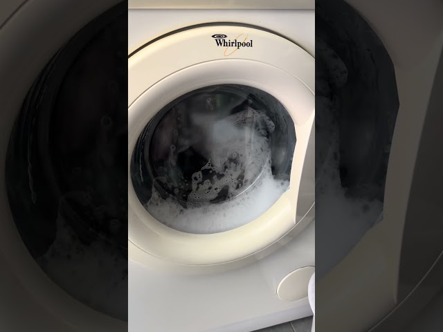 Whirlpool AWM328 washing jeans