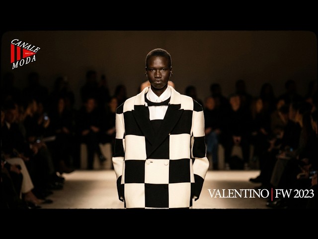 VALENTINO Fall 2023 Paris