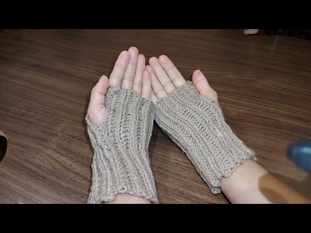 كيفيه تسوي جوران باليد بكل بساطه استعمل صوف #crochet #الحياكة #تريكو 