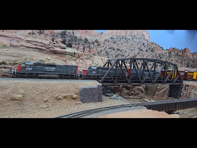 Speed Matching and Consisting a Trio of Athearn RTR Southern Pacific Tunnel Motors