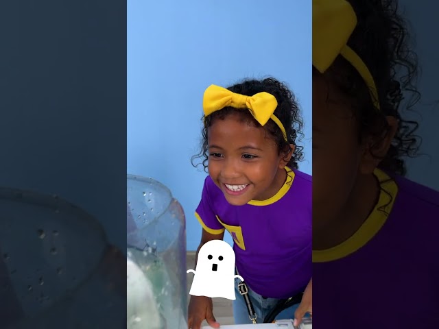 Let's play a Halloween Sink or Float !  #blippi #shorts #game #sinkorfloat #halloween