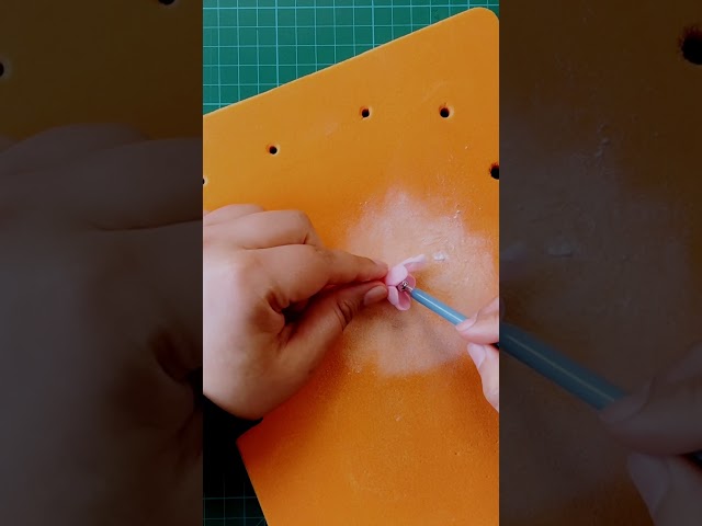 How to make cherry blossom flowers with gumpaste  #flowers #diy  #art #tutorial #cake #sugarart #