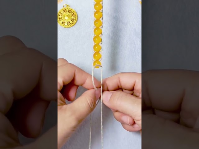✨ Create a Stunning Beaded Macrame Bracelet! ✨