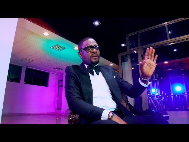 Mike Kalambay - Avocat Na Ngai (Clip Officiel)