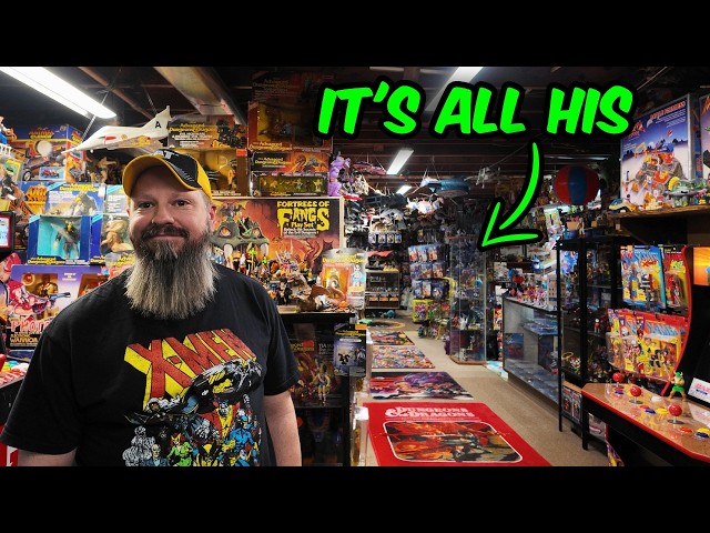 Exploring the WORLDS BIGGEST VINTAGE TOY COLLECTION!