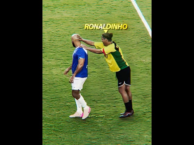 Messi's Bodyguard vs Ronaldinho ❤️‍🩹