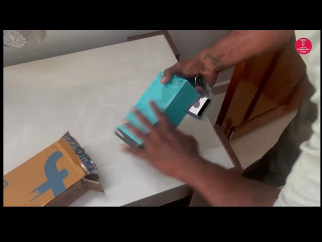 Oneplus Nord 6 Raw Unboxing by Flipkart Delivery boy #oneplusnord