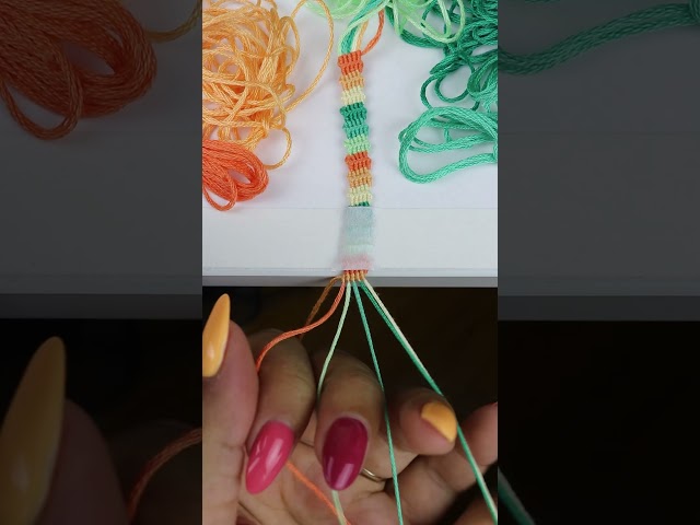 It’s my favourite beginner friendly bracelet!
