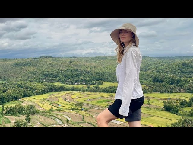 VLOG IN JAVA & BALI, INDONESIA 🇮🇩 (backpacking)